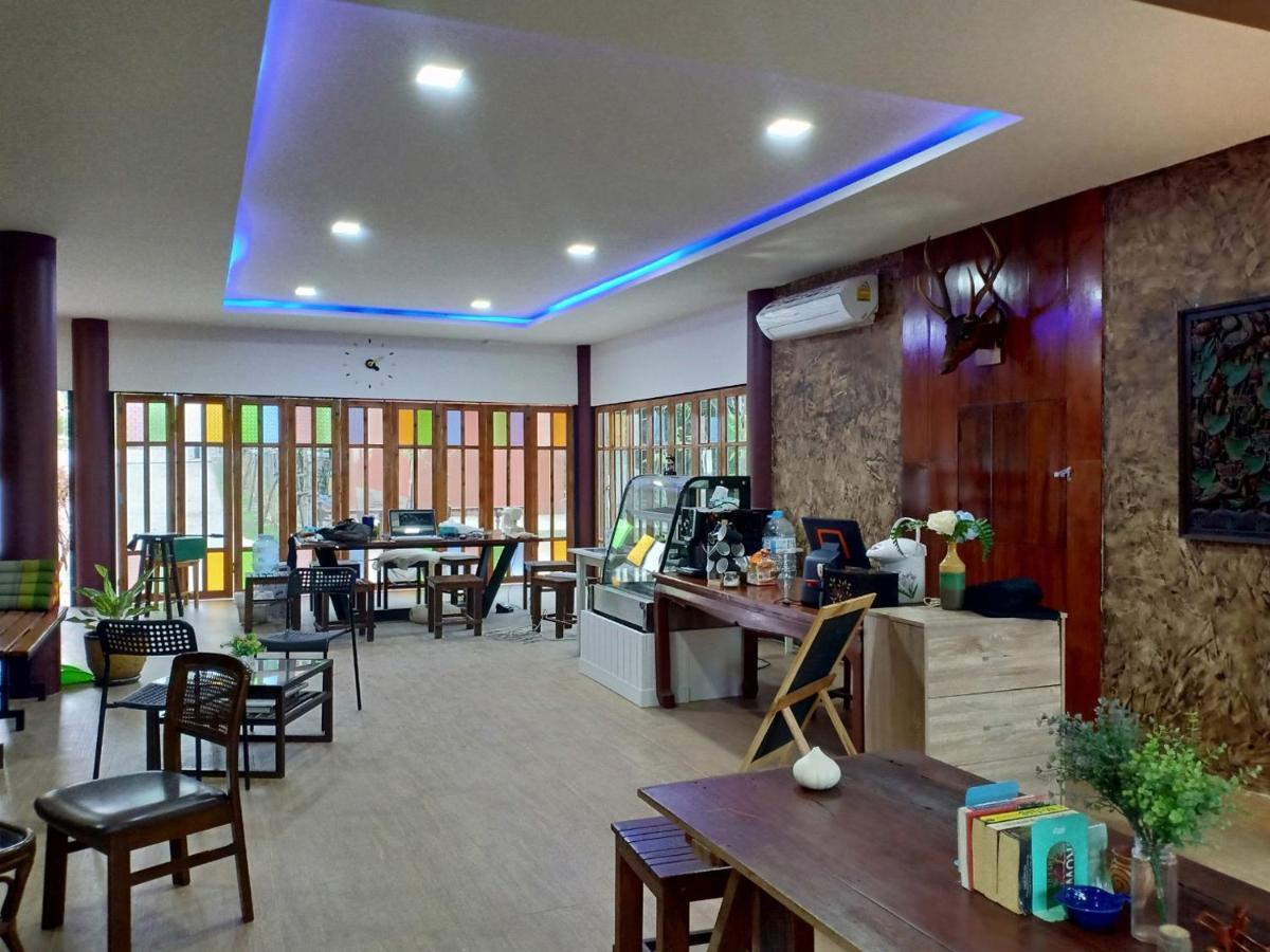Baanbua Nonlen Hotel Удон Тани Екстериор снимка