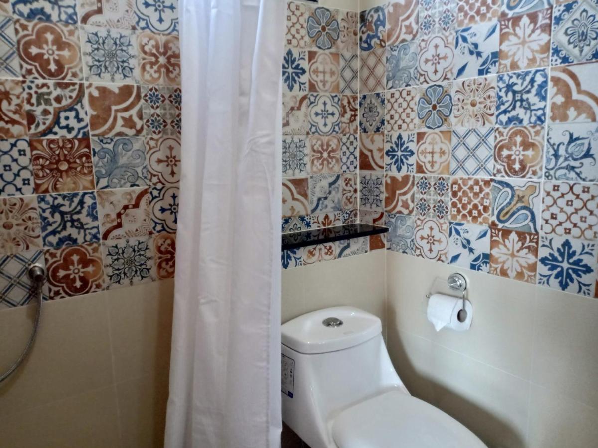 Baanbua Nonlen Hotel Удон Тани Екстериор снимка