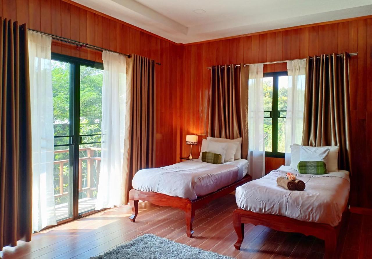 Baanbua Nonlen Hotel Удон Тани Екстериор снимка